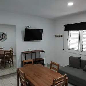 https://open-bajo.in-canary-islands.com