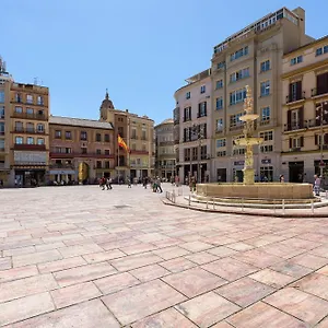 https://bright-apartment-in-mlaga-historical-center.hotelsinnerja.org